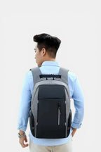 Gatwick | Anti-Theft Laptop Backpack with USB Port RAVIKEN