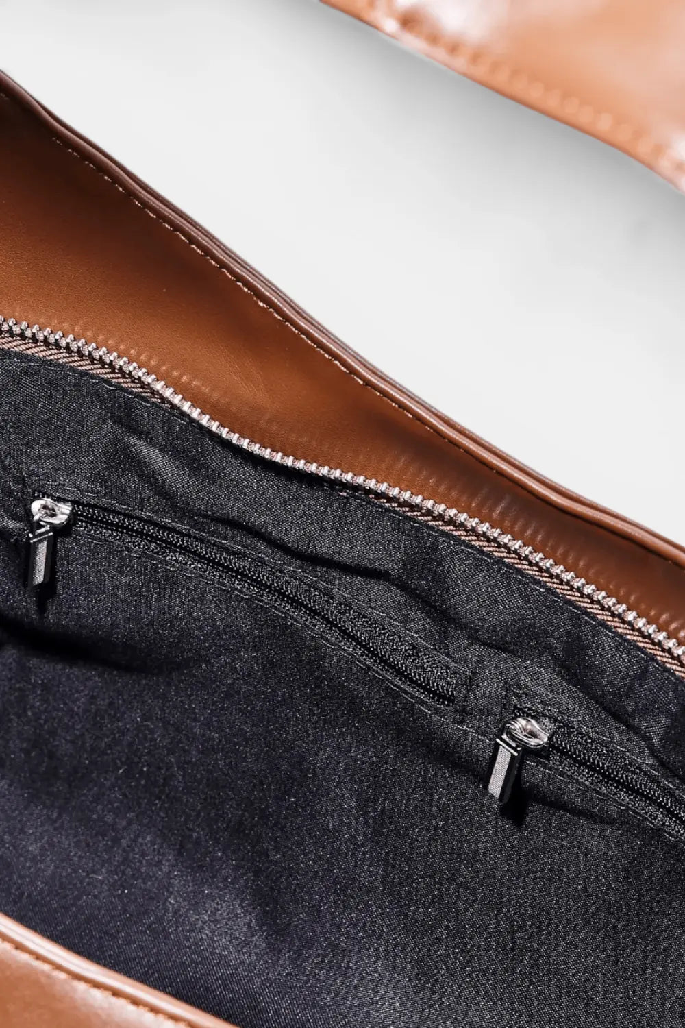 Eton | Hobo Shoulder Bag — Fits 14" MacBook RAVIKEN