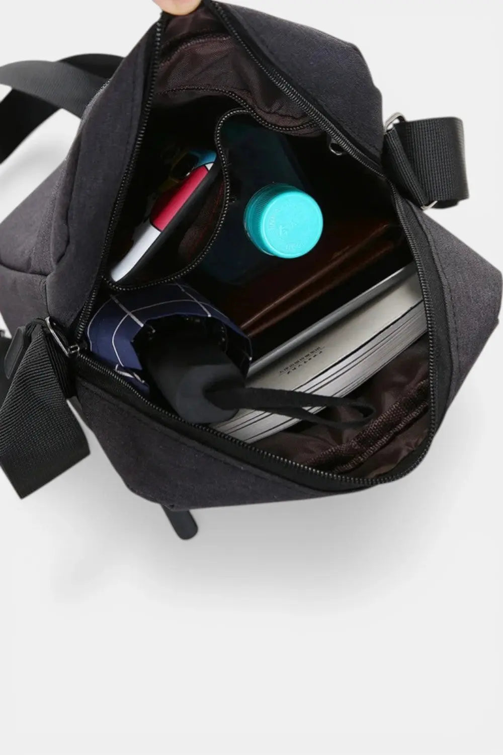 Reigate | Waterproof Crossbody Bag with Anti-Theft Pocket RAVIKEN