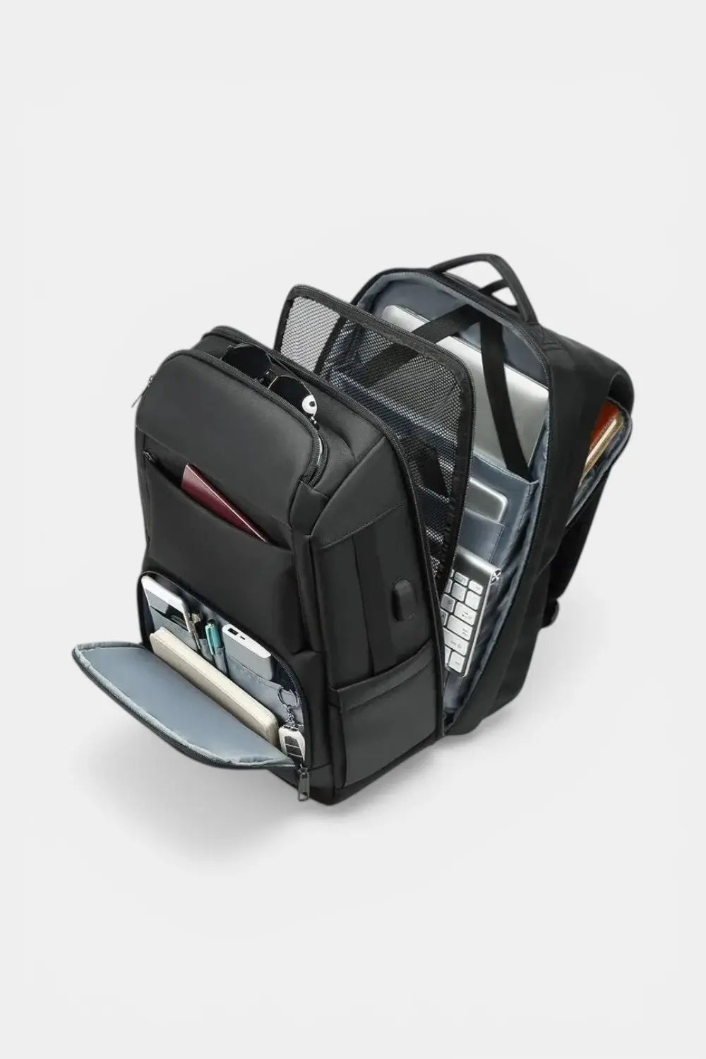 Clapham | Nylon Laptop Backpack 35L — Water-Resistant RAVIKEN