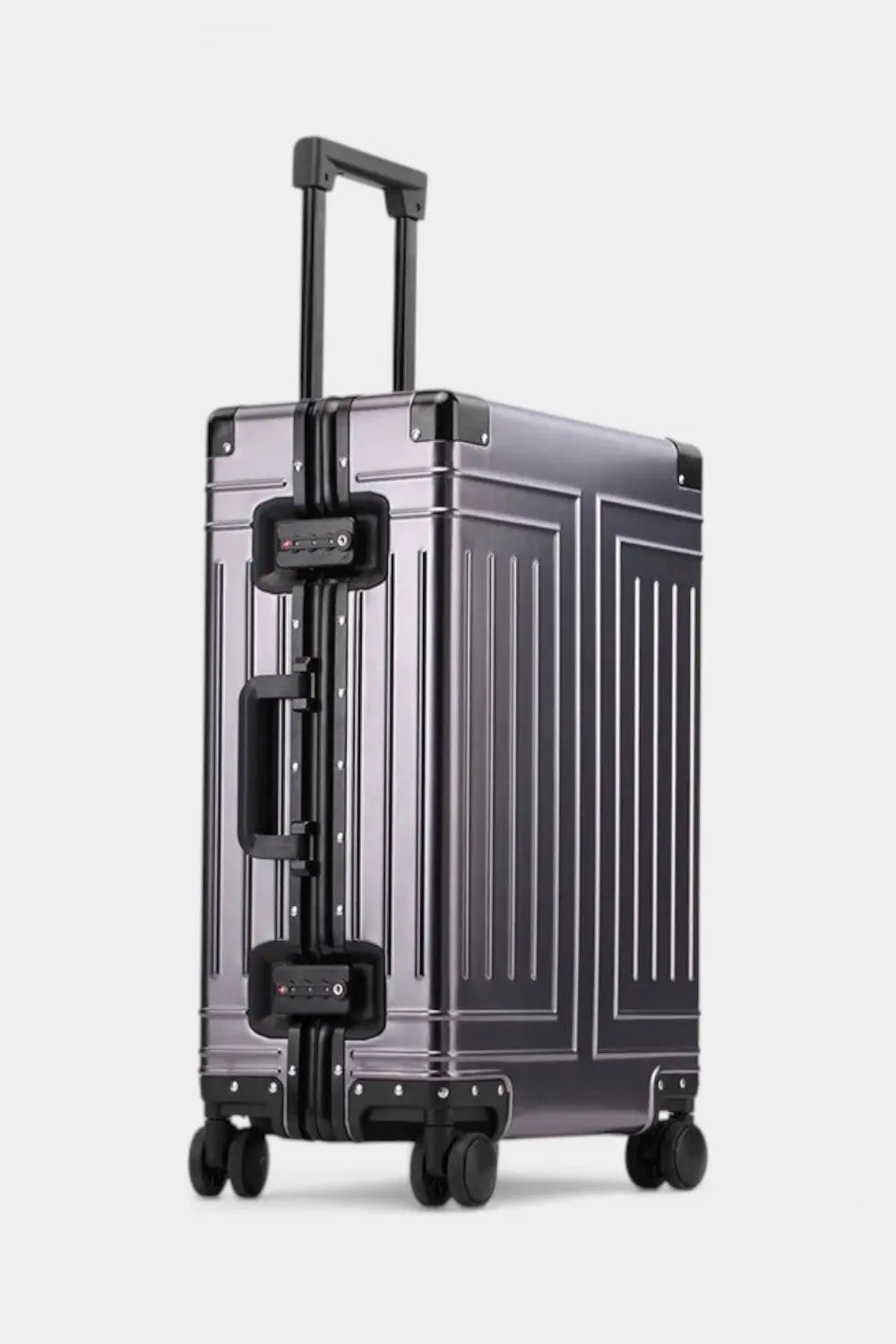 Hawley | Aluminium Suitcase with Wet-Dry Lining