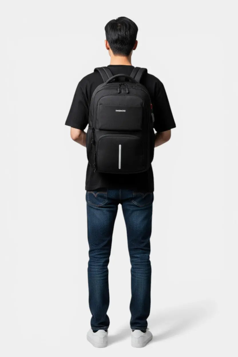 Moorgate | Anti-Theft Laptop Backpack with USB Port RAVIKEN